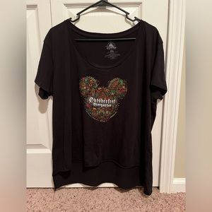Disney Octoberfest Crew Neck Shirt | 2XL‎